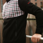 Karirani vuneni džemper