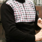 Karirani vuneni džemper